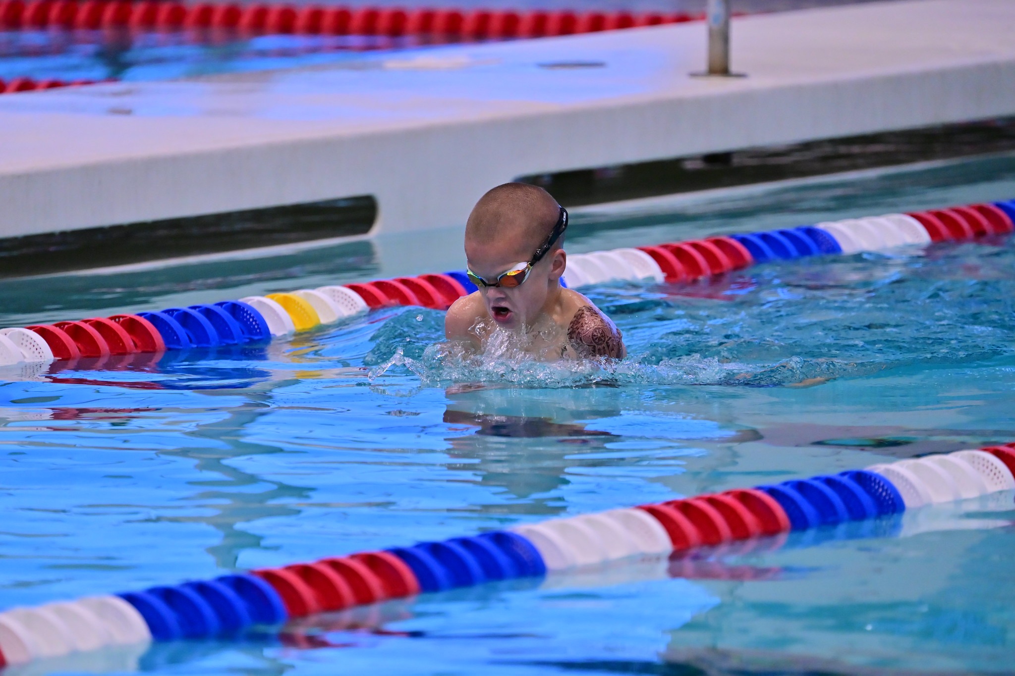 discovery 3 swim group hsa